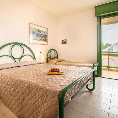 Condominio Croce Del Sud 比比翁 外观 照片